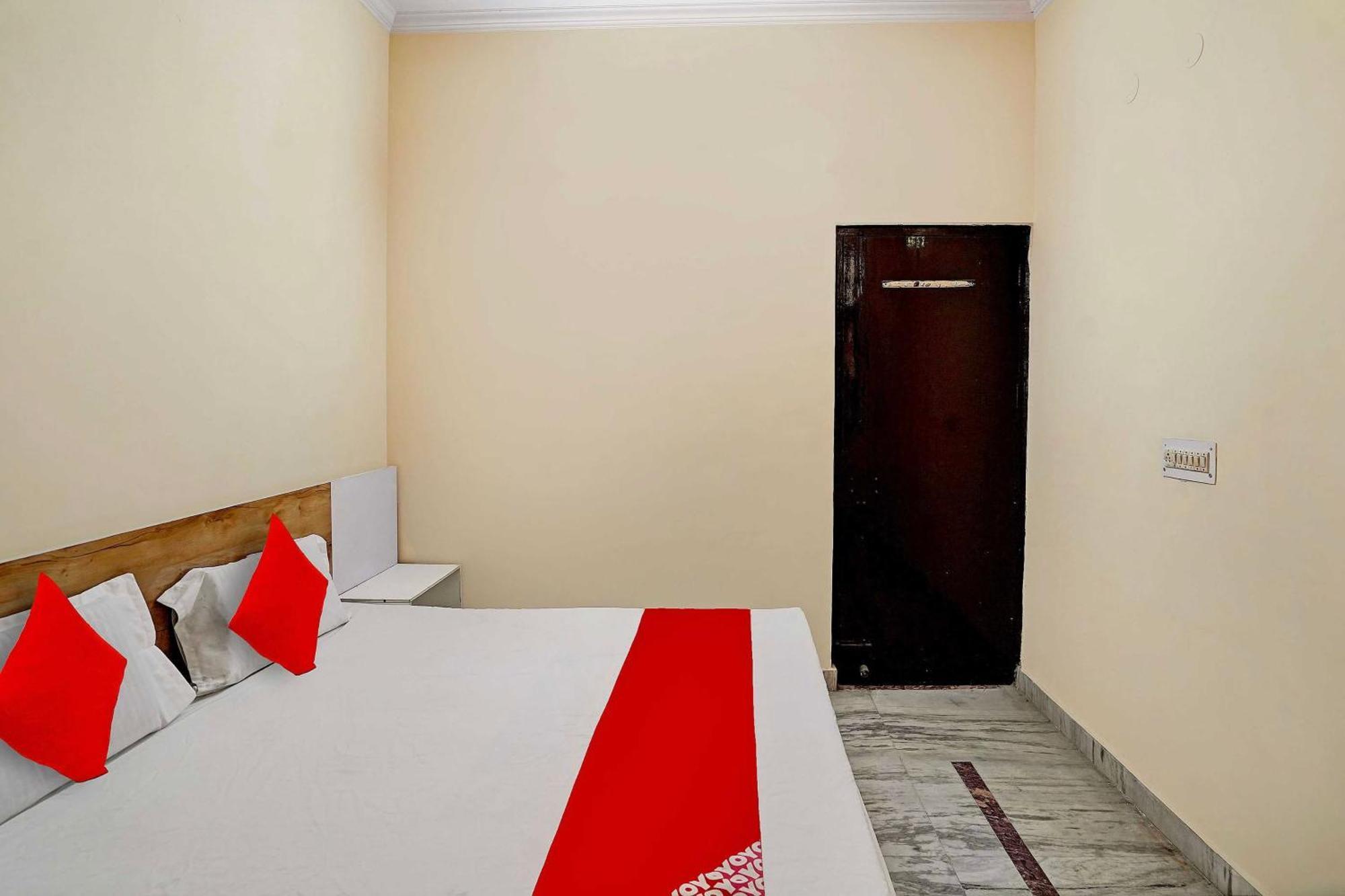 Hotel O 81617 The Pacific Hotel Ghaziabad Exterior photo