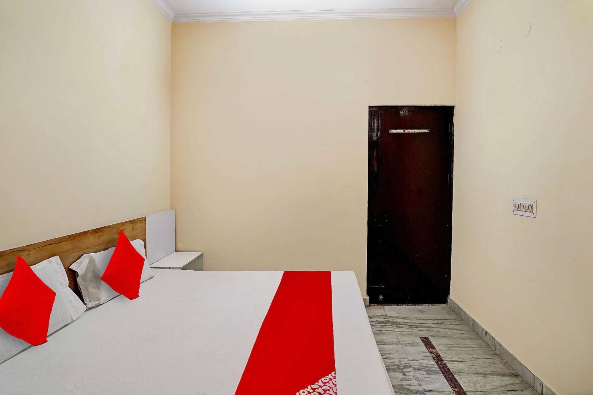 Hotel O 81617 The Pacific Hotel Ghaziabad Exterior photo